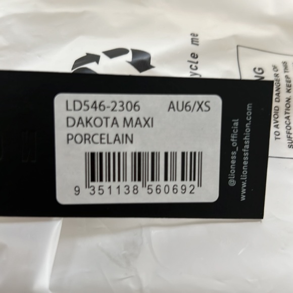 LIONESS DAKOTA MAXI PORCELAIN DRESS - Picture 6 of 6